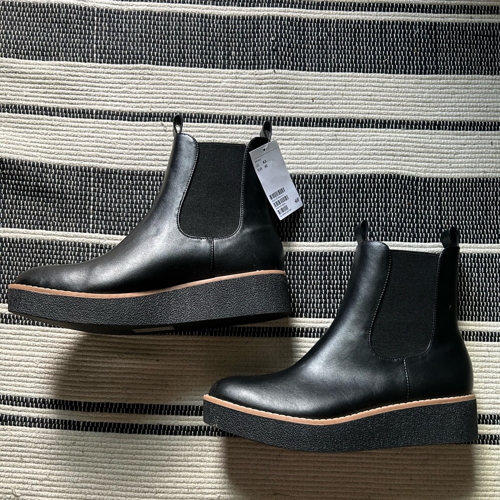 H&M Chelsea Boot